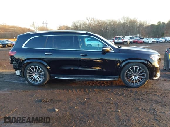 ✅ 2025 Mercedes-Benz GLS 450 • VIN: 4JGFF5KE1SB296387 • Lot: 43719840. Wystawiony na IAAI z przebiegiem 7 534 mil. Bezpłatny archiwum sprzedaży aukcyjnych z USA i szczegółowy raport historii pojazdu na DreamBid. Zdjęcie 13.