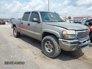 ✅ 2003 GMC Sierra 1500HD SLT • VIN: 1GTGK13U93F108499 • Lot: 42149012. Wystawiony na IAAI z przebiegiem 296 775 mil. Bezpłatny archiwum sprzedaży aukcyjnych z USA i szczegółowy raport historii pojazdu na DreamBid. Zdjęcie 1.