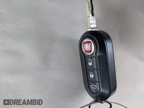 ✅ 2014 FIAT 500L Trekking • VIN: ZFBCFADH0EZ015492 • Лот: 43688780. Опубликован ранее на IAAI с пробегом 122 748 миль. Бесплатный доступ к архиву аукционных продаж из США и подробный отчёт об истории автомобиля на DreamBid. Изображение 11.