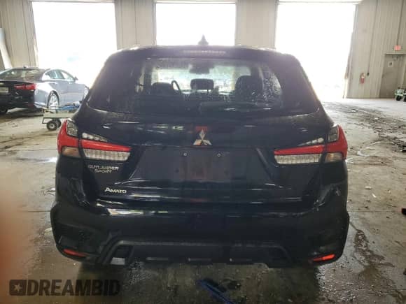2022 Mitsubishi Outlander ES with VIN JA4ARUAU1NU015152, listed as a Copart auction lot 67239445 with 91,301 mi miles and Clean title. Bid and sale history available at DreamBid. Image 6.
