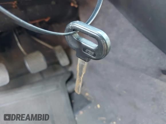 ✅ 1991 Saab 9000 • VIN: YS3CK55B5M2006961 • Lot: 42654736. Listed on IAAI with 152,058 mi. Free auction sales archive from the USA and detailed vehicle history report at DreamBid. Image 11.