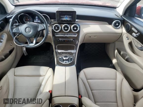 ✅ 2019 Mercedes-Benz GLC 300 • VIN: WDC0G4JBXKV169798 • Lot: 90820635. Listed on Copart with 106,819 mi. Free auction sales archive from the USA and detailed vehicle history report at DreamBid. Image 8.