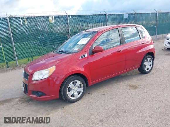 ✅ 2011 Chevrolet Aveo 1LT • VIN: KL1TD6DE0BB125010 • Lot: 41613503. Wystawiony na IAAI z przebiegiem 100 757 mil. Bezpłatny archiwum sprzedaży aukcyjnych z USA i szczegółowy raport historii pojazdu na DreamBid. Zdjęcie 2.