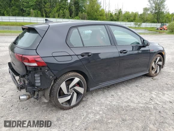 ✅ 2024 Volkswagen Golf GTI S • VIN: WVWGA7CD1RW133069 • Lot: 58450145. Listed on Copart with 15,030 mi. Free auction sales archive from the USA and detailed vehicle history report at DreamBid. Image 3.