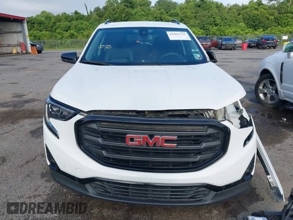 ✅ 2021 GMC Terrain SLT • VIN: 3GKALPEV4ML401282 • Lot: 42461732. Wystawiony na IAAI z przebiegiem 137 016 mil. Bezpłatny archiwum sprzedaży aukcyjnych z USA i szczegółowy raport historii pojazdu na DreamBid. Zdjęcie 12.