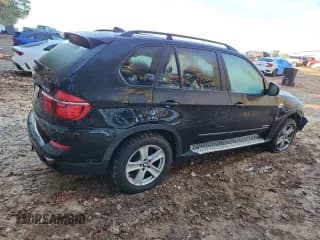 ✅ 2011 BMW X5 35d • VIN: 5UXZW0C54BL661981 • Lot: 91132975. Wystawiony na Copart z przebiegiem Nie podano. Bezpłatny archiwum sprzedaży aukcyjnych z USA i szczegółowy raport historii pojazdu na DreamBid. Zdjęcie 3.