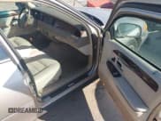 ✅ 2002 Lincoln Town Car Signature • VIN: 1LNHM82W72Y614339 • Lot: 43874876. Listed on IAAI with 157,755 mi. Free auction sales archive from the USA and detailed vehicle history report at DreamBid. Image 5.