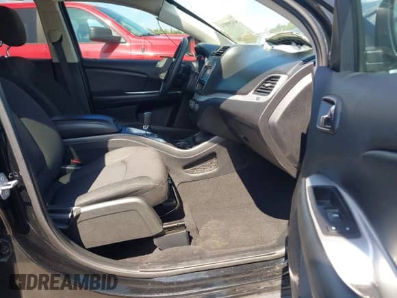 2018 Dodge Journey SE с VIN 3C4PDCAB8JT242334, выставлен на аукционе IAAI как лот 43299531 с пробегом Не указан миль и . История ставок и продаж доступна на DreamBid. Изображение 5.