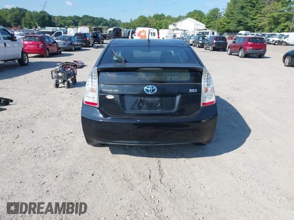 ✅ 2013 Toyota Prius Three • VIN: JTDKN3DU4D1681000 • Lot: 43040937. Listed on IAAI with 208,941 mi. Free auction sales archive from the USA and detailed vehicle history report at DreamBid. Image 16.