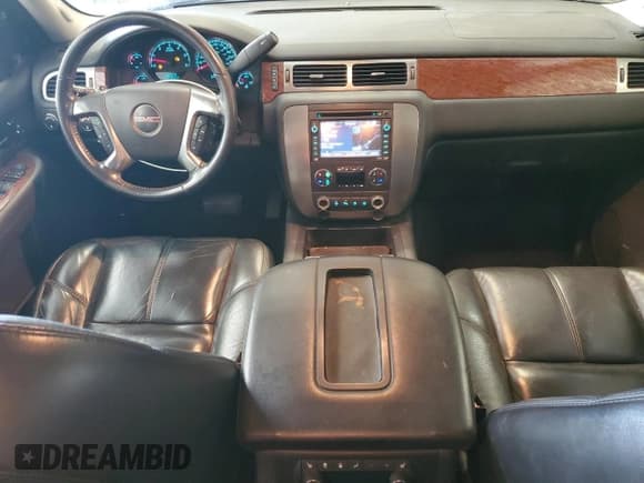 ✅ 2007 GMC Yukon SLE • VIN: 1GKFK13007J163293 • Lot: 69467555. Listed on Copart with 175,471 mi. Free auction sales archive from the USA and detailed vehicle history report at DreamBid. Image 8.