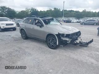 ✅ 2024 Mercedes-Benz GLC 300 • VIN: W1NKM4HB0RF199287 • Lot: 42753272. Wystawiony na IAAI z przebiegiem 8 872 mil. Bezpłatny archiwum sprzedaży aukcyjnych z USA i szczegółowy raport historii pojazdu na DreamBid. Zdjęcie 1.