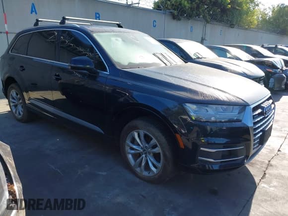 ✅ 2018 Audi Q7 Premium Plus • VIN: WA1LAAF78JD004273 • Lot: 42568063. Listed on IAAI with 94,330 mi. Free auction sales archive from the USA and detailed vehicle history report at DreamBid. Image 1.