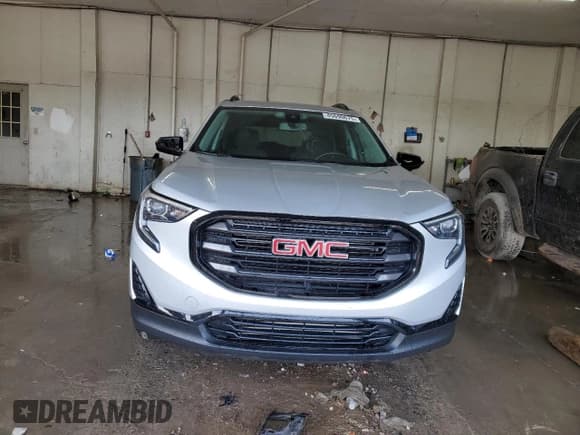 ✅ 2020 GMC Terrain SLE • VIN: 3GKALTEV2LL308235 • Лот: 45690675. Опубликован ранее на Copart с пробегом 56 624 миль. Бесплатный доступ к архиву аукционных продаж из США и подробный отчёт об истории автомобиля на DreamBid. Изображение 5.