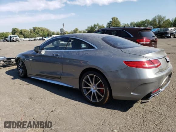 ✅ 2015 Mercedes-Benz S 63 AMG • VIN: WDDXJ7JB1FA007228 • Lot: 63763424. Wystawiony na Copart z przebiegiem 48 068 mil. Bezpłatny archiwum sprzedaży aukcyjnych z USA i szczegółowy raport historii pojazdu na DreamBid. Zdjęcie 2.