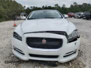 ✅ 2016 Jaguar XJ R-Sport • VIN: SAJWA1C71G8V92642 • Lot: 53094125. Wystawiony na Copart z przebiegiem 98 548 mil. Bezpłatny archiwum sprzedaży aukcyjnych z USA i szczegółowy raport historii pojazdu na DreamBid. Zdjęcie 5.