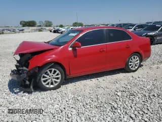 ✅ 2010 Volkswagen Jetta SE • VIN: 3VWRX7AJ8AM008426 • Lot: 58332245. Listed on Copart with 164,598 mi. Free auction sales archive from the USA and detailed vehicle history report at DreamBid. Image 1.