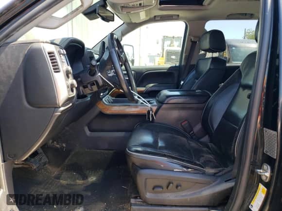 2018 Chevrolet Silverado 3500HD High Country с VIN 1GC4K1EY5JF153746, выставлен на аукционе Copart как лот 60980865 с пробегом Не указан миль и Списание • Salvage title. История ставок и продаж доступна на DreamBid. Изображение 7.