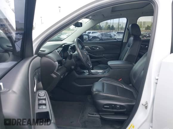 2021 Chevrolet Traverse Premier с VIN 1GNERKKWXMJ133834, выставлен на аукционе IAAI как лот 42110780 с пробегом 45 030 миль миль и . История ставок и продаж доступна на DreamBid. Изображение 5.