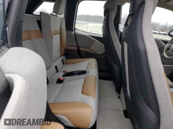 ✅ 2014 BMW i3 • VIN: WBY1Z2C58EVX51840 • Лот: 84633074. Опубликован ранее на Copart с пробегом 26 963 миль. Бесплатный доступ к архиву аукционных продаж из США и подробный отчёт об истории автомобиля на DreamBid. Изображение 10.