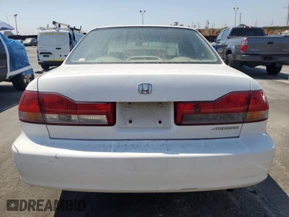 2001 Honda Accord EX с VIN JHMCG56681C013546, выставлен на аукционе Copart как лот 66772375 с пробегом 268 315 миль миль и Списание • Salvage title. История ставок и продаж доступна на DreamBid. Изображение 6.