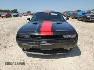 ✅ 2012 Dodge Challenger SXT • VIN: 2C3CDYAG7CH29365X • Lot: 66184534. Wystawiony na Copart z przebiegiem Nie podano. Bezpłatny archiwum sprzedaży aukcyjnych z USA i szczegółowy raport historii pojazdu na DreamBid. Zdjęcie 5.