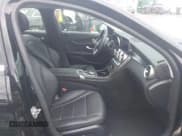 ✅ 2021 Mercedes-Benz C 300 • VIN: W1KWF8EB9MR609337 • Lot: 42653947. Wystawiony na IAAI z przebiegiem 32 375 mil. Bezpłatny archiwum sprzedaży aukcyjnych z USA i szczegółowy raport historii pojazdu na DreamBid. Zdjęcie 5.