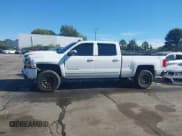 ✅ 2016 Chevrolet Silverado 1500 LT • VIN: 3GCUKREC2GG269755 • Lot: 43403069. Wystawiony na IAAI z przebiegiem 131 085 mil. Bezpłatny archiwum sprzedaży aukcyjnych z USA i szczegółowy raport historii pojazdu na DreamBid. Zdjęcie 14.