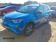 ✅ 2017 Toyota RAV4 LE • VIN: 2T3BFREV7HW547628 • Lot: 43661684. Wystawiony na IAAI z przebiegiem 106 708 mil. Bezpłatny archiwum sprzedaży aukcyjnych z USA i szczegółowy raport historii pojazdu na DreamBid. Zdjęcie 18.