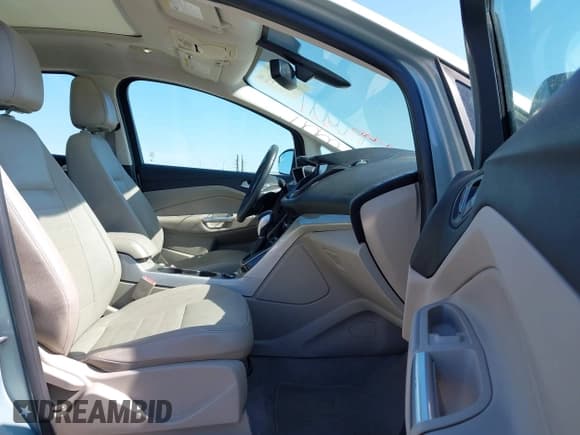 ✅ 2013 Ford C-Max SEL • VIN: 1FADP5BU3DL527292 • Lot: 42478227. Wystawiony na IAAI z przebiegiem 105 172 mil. Bezpłatny archiwum sprzedaży aukcyjnych z USA i szczegółowy raport historii pojazdu na DreamBid. Zdjęcie 5.