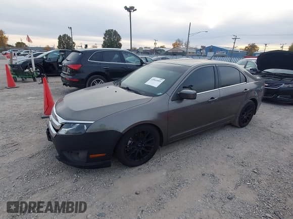 ✅ 2011 Ford Fusion SE • VIN: 3FAHP0HA1BR143317 • Лот: 43641601. Опубликован ранее на IAAI с пробегом 203 403 миль. Бесплатный доступ к архиву аукционных продаж из США и подробный отчёт об истории автомобиля на DreamBid. Изображение 2.