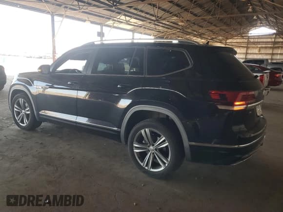 ✅ 2019 Volkswagen Atlas SE • VIN: 1V2YR2CA0KC607671 • Lot: 90647075. Listed on Copart with 179,366 mi. Free auction sales archive from the USA and detailed vehicle history report at DreamBid. Image 2.