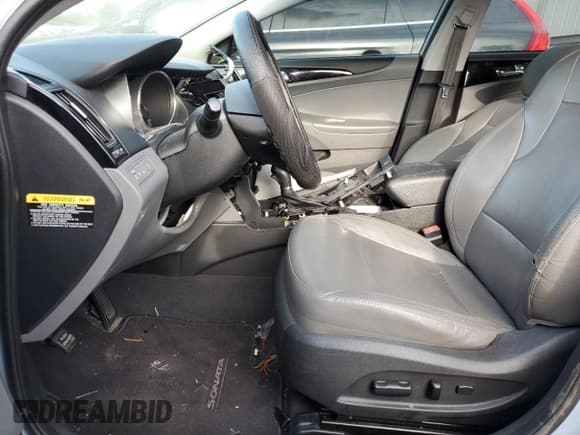 ✅ 2012 Hyundai Sonata SE • VIN: 5NPEC4AC5CH425816 • Lot: 71196124. Wystawiony na Copart z przebiegiem Nie podano. Bezpłatny archiwum sprzedaży aukcyjnych z USA i szczegółowy raport historii pojazdu na DreamBid. Zdjęcie 7.