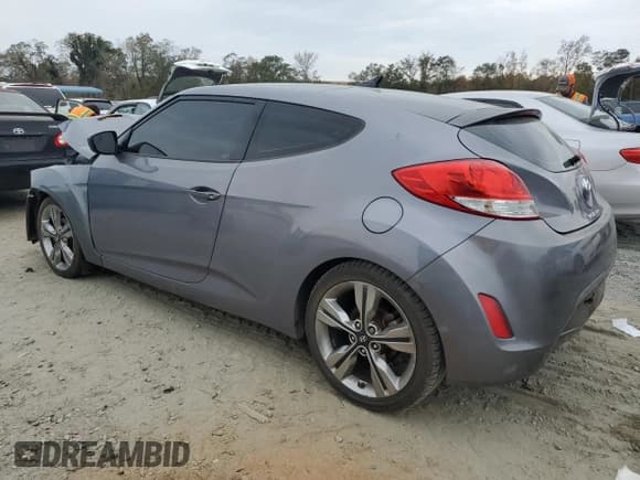 ✅ 2016 Hyundai Veloster • VIN: KMHTC6AD8GU297820 • Lot: 78581324. Wystawiony na Copart z przebiegiem 117 873 mil. Bezpłatny archiwum sprzedaży aukcyjnych z USA i szczegółowy raport historii pojazdu na DreamBid. Zdjęcie 2.