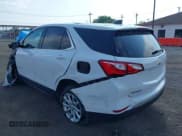 ✅ 2019 Chevrolet Equinox LT • VIN: 2GNAXUEV0K6304717 • Lot: 42782438. Wystawiony na IAAI z przebiegiem 26 796 mil. Bezpłatny archiwum sprzedaży aukcyjnych z USA i szczegółowy raport historii pojazdu na DreamBid. Zdjęcie 3.