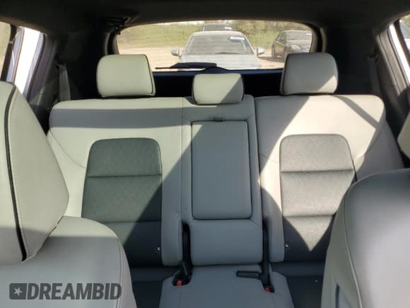 ✅ 2017 Kia Sportage SX Turbo • VIN: KNDPR3A69H7067319 • Lot: 82233155. Listed on Copart with 106,970 mi. Free auction sales archive from the USA and detailed vehicle history report at DreamBid. Image 10.