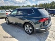 ✅ 2018 Volkswagen Tiguan SEL Premium • VIN: 3VV5B7AX4JM220407 • Лот: 80885045. Опубликован ранее на Copart с пробегом 200 946 миль. Бесплатный доступ к архиву аукционных продаж из США и подробный отчёт об истории автомобиля на DreamBid. Изображение 2.