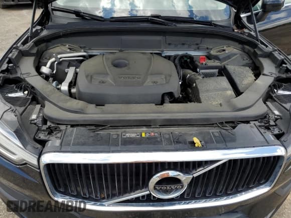 ✅ 2019 Volvo XC60 Momentum • VIN: LYV102DK2KB224422 • Lot: 61108435. Listed on Copart with 110,901 mi. Free auction sales archive from the USA and detailed vehicle history report at DreamBid. Image 12.