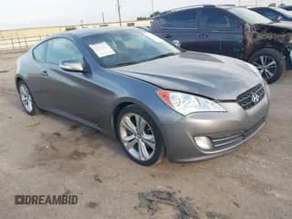 ✅ 2011 Hyundai Genesis Coupe Track • VIN: KMHHU6KH4BU063686 • Lot: 43118306. Wystawiony na IAAI z przebiegiem 58 345 mil. Bezpłatny archiwum sprzedaży aukcyjnych z USA i szczegółowy raport historii pojazdu na DreamBid. Zdjęcie 1.