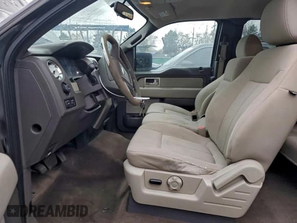 ✅ 2010 Ford F-150 XL • VIN: 1FTFX1EVXAFA93138 • Lot: 94156345. Listed on Copart with 139,684 mi. Free auction sales archive from the USA and detailed vehicle history report at DreamBid. Image 7.