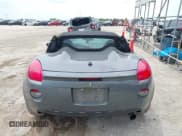✅ 2008 Pontiac Solstice • VIN: 1G2MB35B28Y107706 • Lot: 42405635. Wystawiony na IAAI z przebiegiem 158 604 mil. Bezpłatny archiwum sprzedaży aukcyjnych z USA i szczegółowy raport historii pojazdu na DreamBid. Zdjęcie 16.