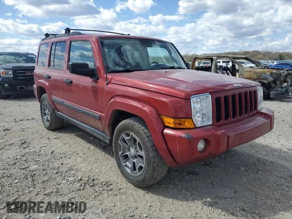 ✅ 2006 Jeep Commander • VIN: 1J8HH48K26C174368 • Lot: 52339875. Listed on Copart with 203,357 mi. Free auction sales archive from the USA and detailed vehicle history report at DreamBid. Image 4.