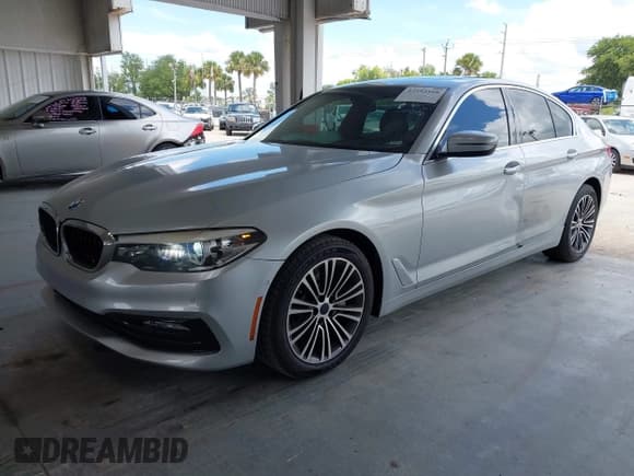 ✅ 2017 BMW 5 Series 530i • VIN: WBAJA5C3XHG894545 • Lot: 42593166. Listed on IAAI with 105,129 mi. Free auction sales archive from the USA and detailed vehicle history report at DreamBid. Image 2.