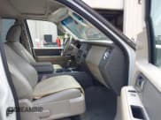 ✅ 2011 Ford Expedition Max XLT • VIN: 1FMJK1H51BEF28152 • Lot: 42254578. Wystawiony na IAAI z przebiegiem 195 333 mil. Bezpłatny archiwum sprzedaży aukcyjnych z USA i szczegółowy raport historii pojazdu na DreamBid. Zdjęcie 5.