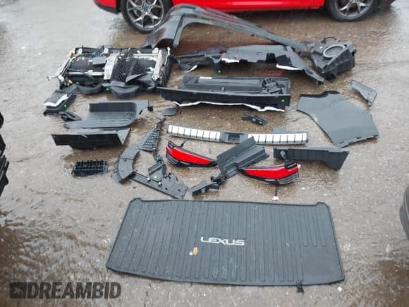 ✅ 2024 Lexus TX 350 • VIN: 5TDAAAB66RS006100 • Lot: 42162676. Listed on IAAI with 16,480 mi. Free auction sales archive from the USA and detailed vehicle history report at DreamBid. Image 12.