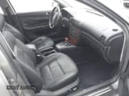 ✅ 2004 Volkswagen Passat GLX • VIN: WVWRH63B54P095863 • Lot: 42972554. Listed on IAAI with 310,267 mi. Free auction sales archive from the USA and detailed vehicle history report at DreamBid. Image 5.