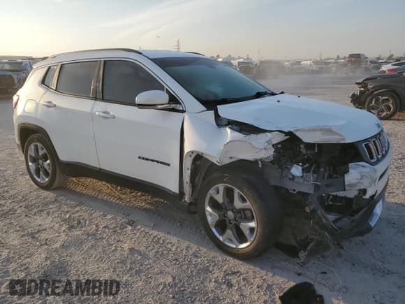 ✅ 2019 Jeep Compass Limited • VIN: 3C4NJCCB9KT662621 • Lot: 53361685. Listed on Copart with 97,637 mi. Free auction sales archive from the USA and detailed vehicle history report at DreamBid. Image 4.