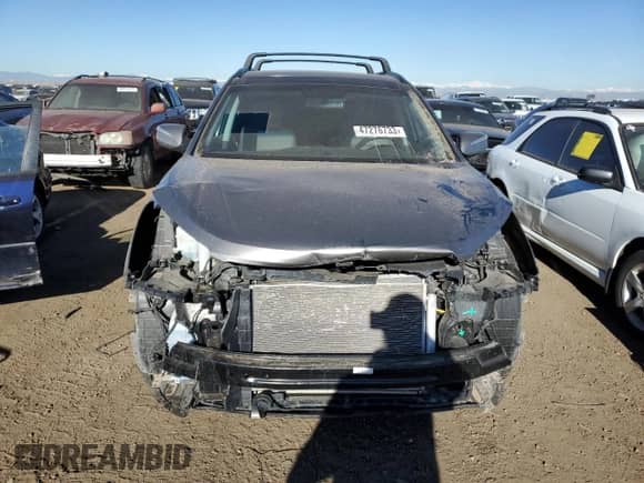 ✅ 2017 Hyundai Santa Fe 2.4L • VIN: 5XYZUDLB7HG430095 • Lot: 47276733. Wystawiony na Copart z przebiegiem 34 861 mil mil. Skorzystaj z bezpłatnego archiwum sprzedaży aukcyjnych z USA i zobacz szczegółowy raport historii pojazdu na DreamBid. Zdjęcie 5.