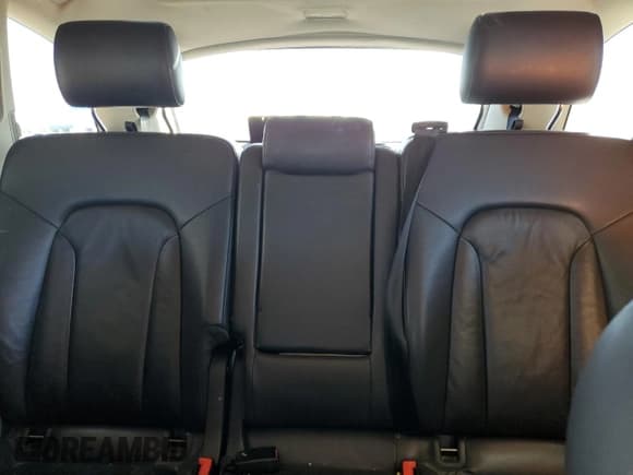 ✅ 2008 Audi Q7 Premium • VIN: WA1BY74LX8D061823 • Lot: 87478505. Listed on Copart with 236,883 mi. Free auction sales archive from the USA and detailed vehicle history report at DreamBid. Image 10.