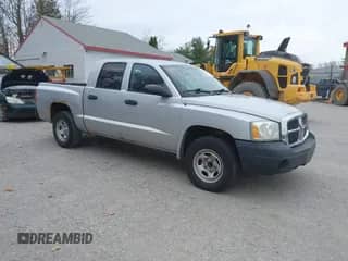 2006 Dodge Dakota ST z VIN 1D7HE28K26S504817, wystawiony jako IAAI lot #43613566 z przebiegiem 122 602 mil mil oraz . Historia ofert i sprzedaży dostępna na DreamBid. Obrazek 1.