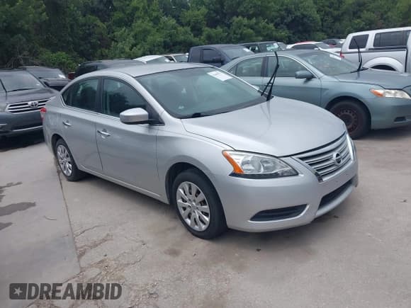 ✅ 2015 Nissan Sentra S • VIN: 3N1AB7AP6FY362810 • Lot: 42665973. Listed on IAAI with 180,464 mi. Free auction sales archive from the USA and detailed vehicle history report at DreamBid. Image 1.